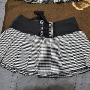 TRIPP NYC PLAIS SKIRT